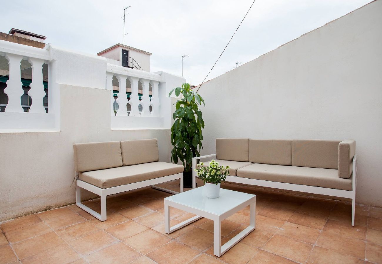 Ferienwohnung in Valencia - 3BD Penthouse with Terrace 3A 