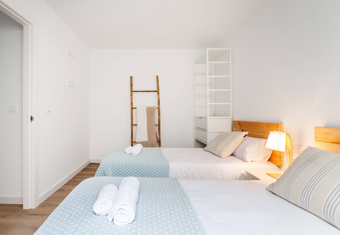 Single beds Perfect for children High speed WiFi Valencia Easter High ceiling Sunny  Exquisite living Modern Stylish interior